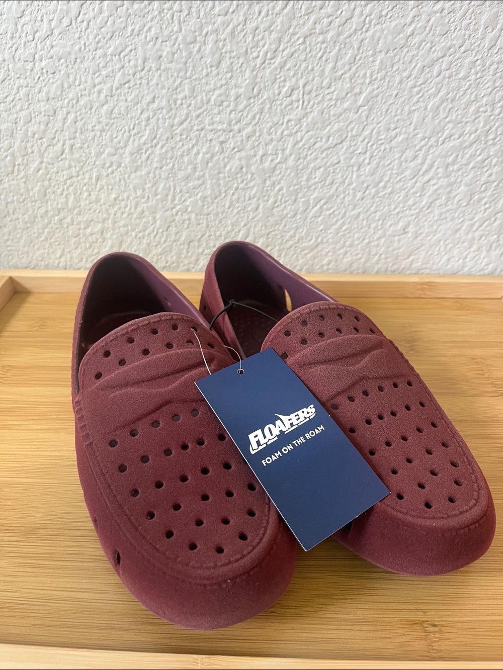 NWT Floafers Kid’s Prodigy 3.0 Driver Foam Shoe